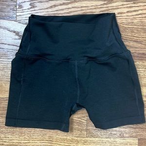 Alphalete R6 revival shorts, black, small